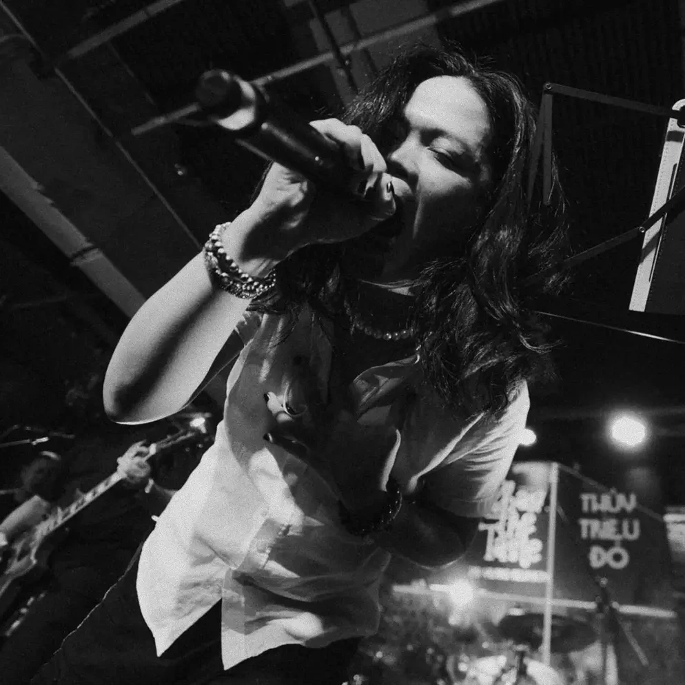 Thuỷ Triều Đỏ